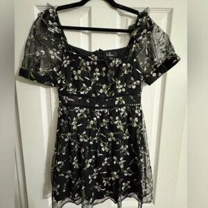 Stunning Lulus Black Floral Dress